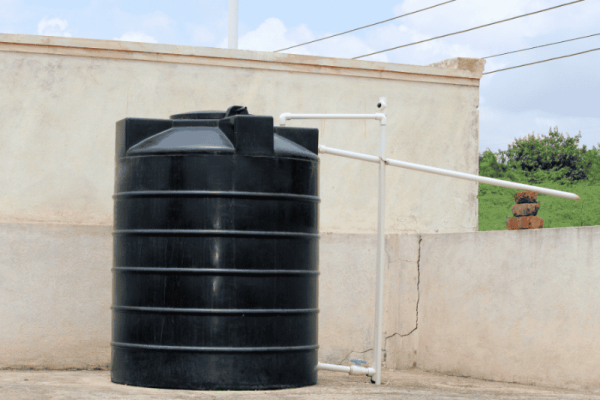 Limpieza de depósitos de acumuladores de agua